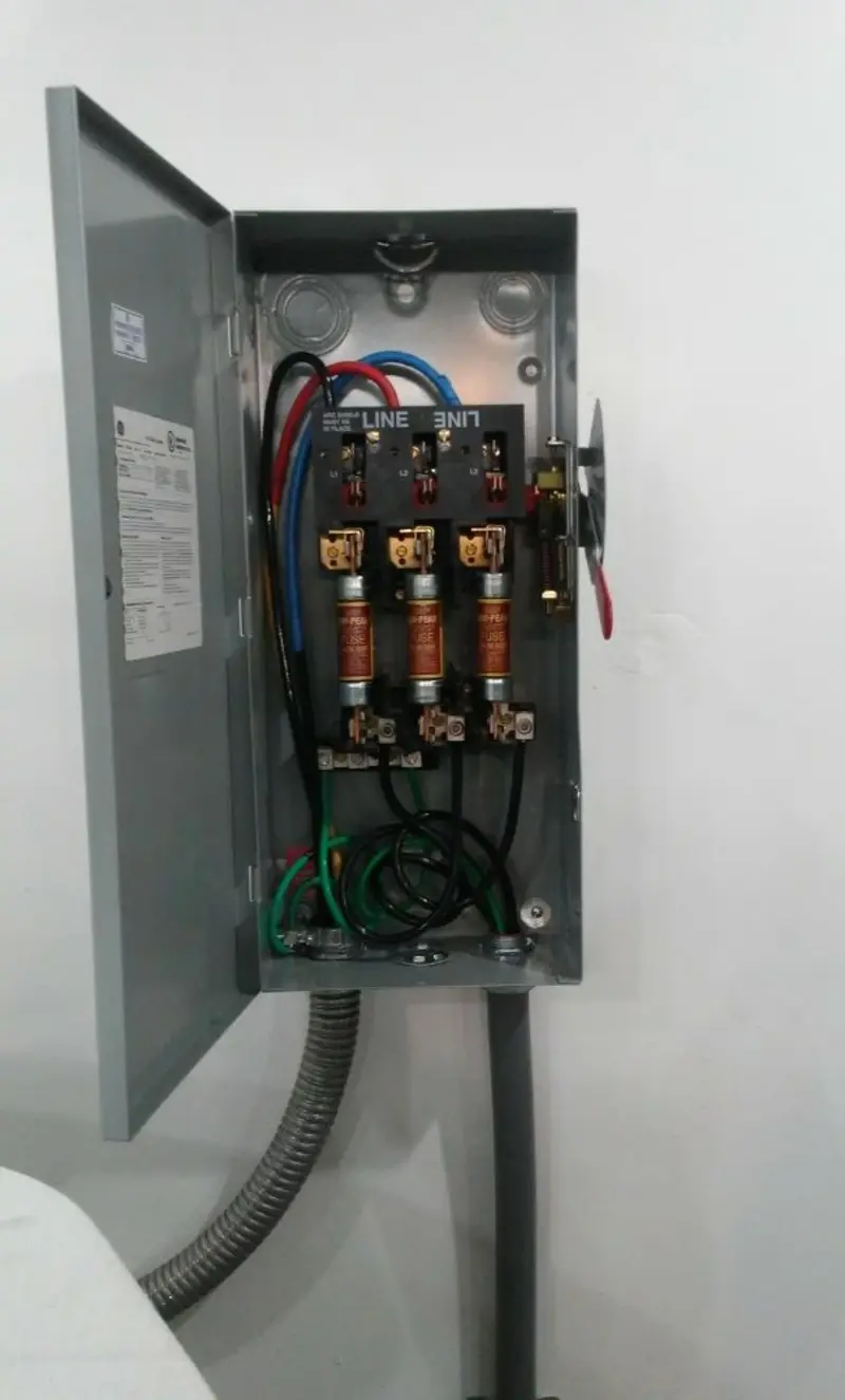 Three-phase disconnect switch installed for Electrical Wiring & Rewiring in Oakland